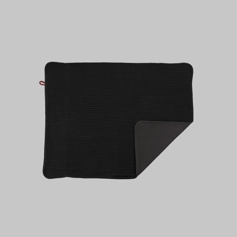 Cover | 45x60 Knitted Ink Black